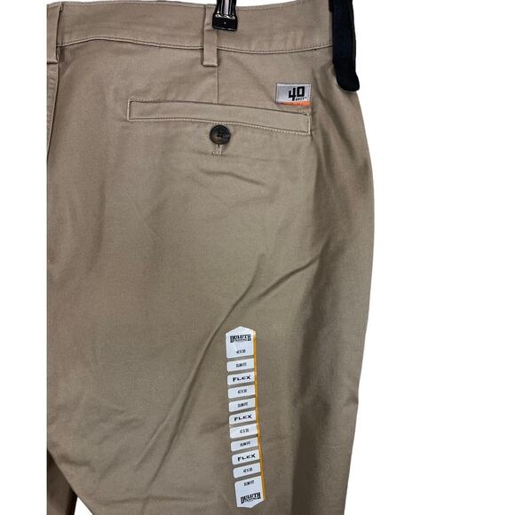 NWT Duluth Trading 40 Grit Men's Khaki Flex Twill Slim Fit Pants Size 42x30 - Picture 3 of 4